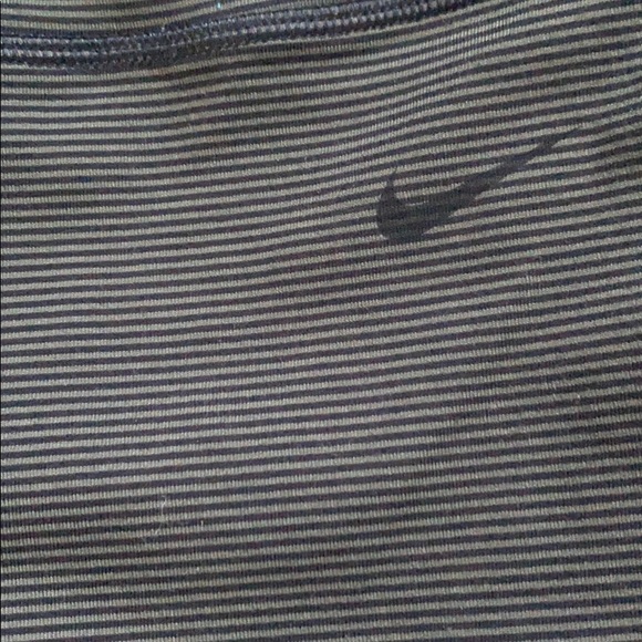 Nike Dri Fit leggings - Picture 2 of 4